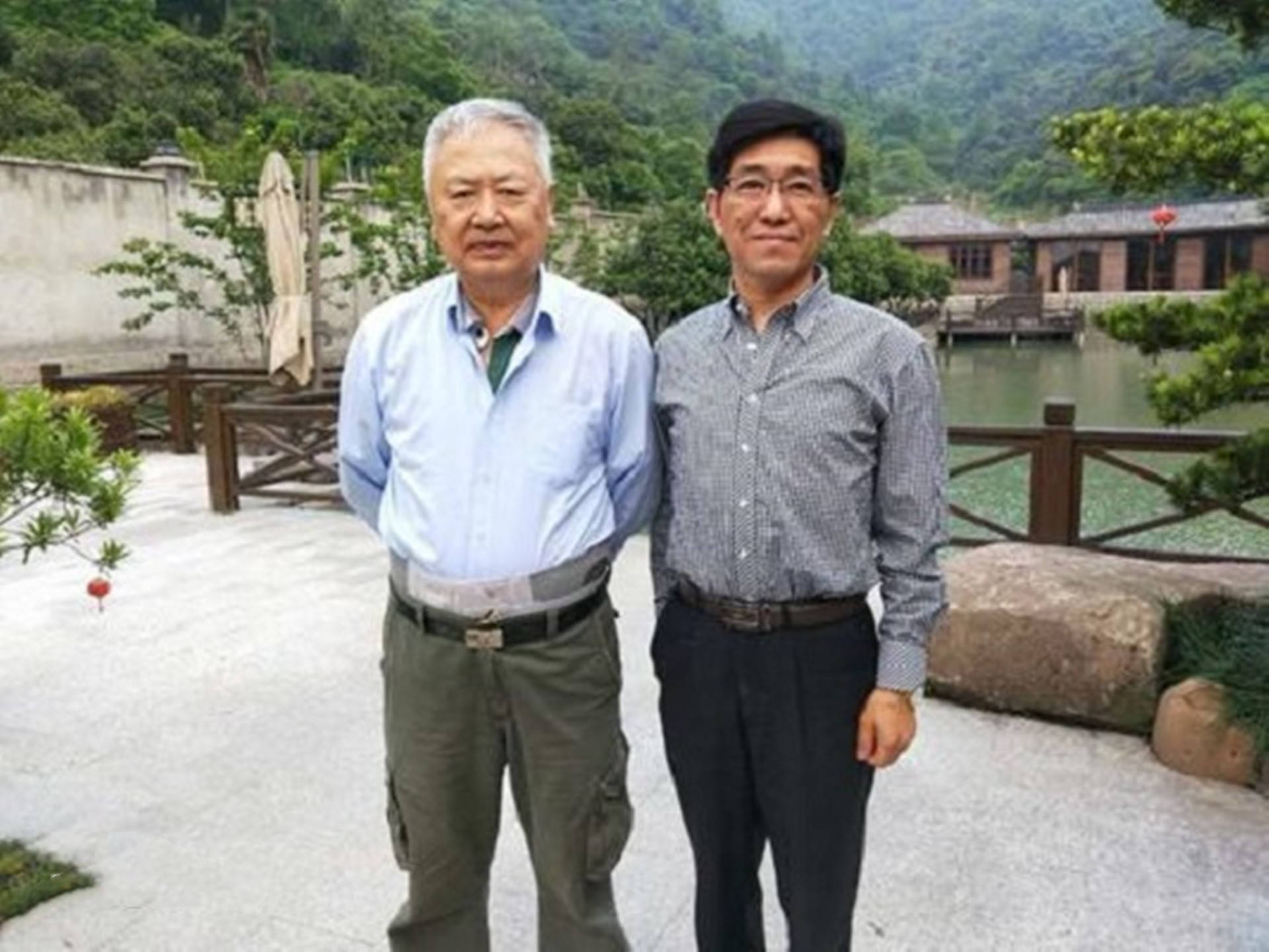 陈毅的儿子陈丹淮,上学期间遭攀比,被问及家世:我父亲只是处长