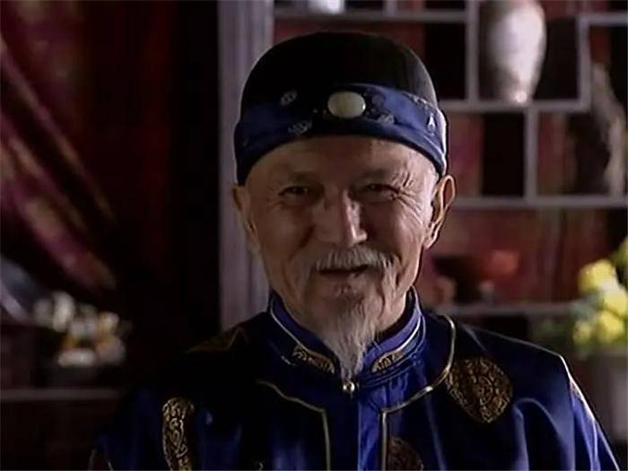 朱艺丹在饰演索尼时表现得极为精湛,他的每一