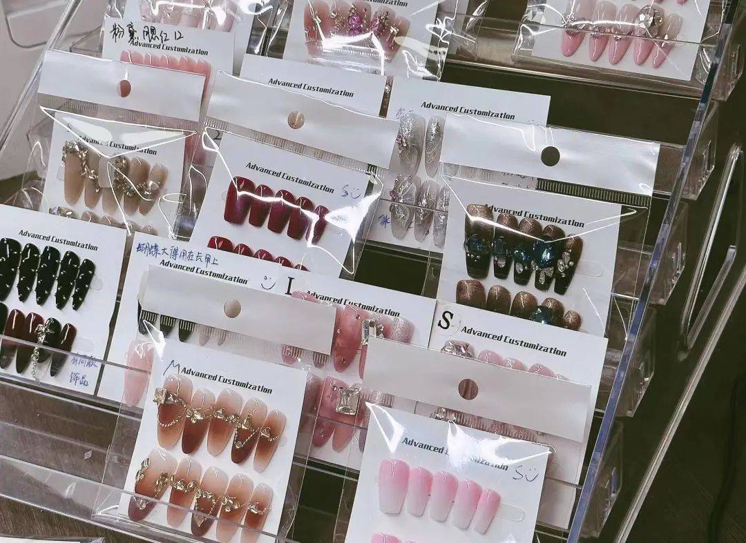 开家实体小店，还能撑起年轻人的“创业梦”吗？-锋巢网
