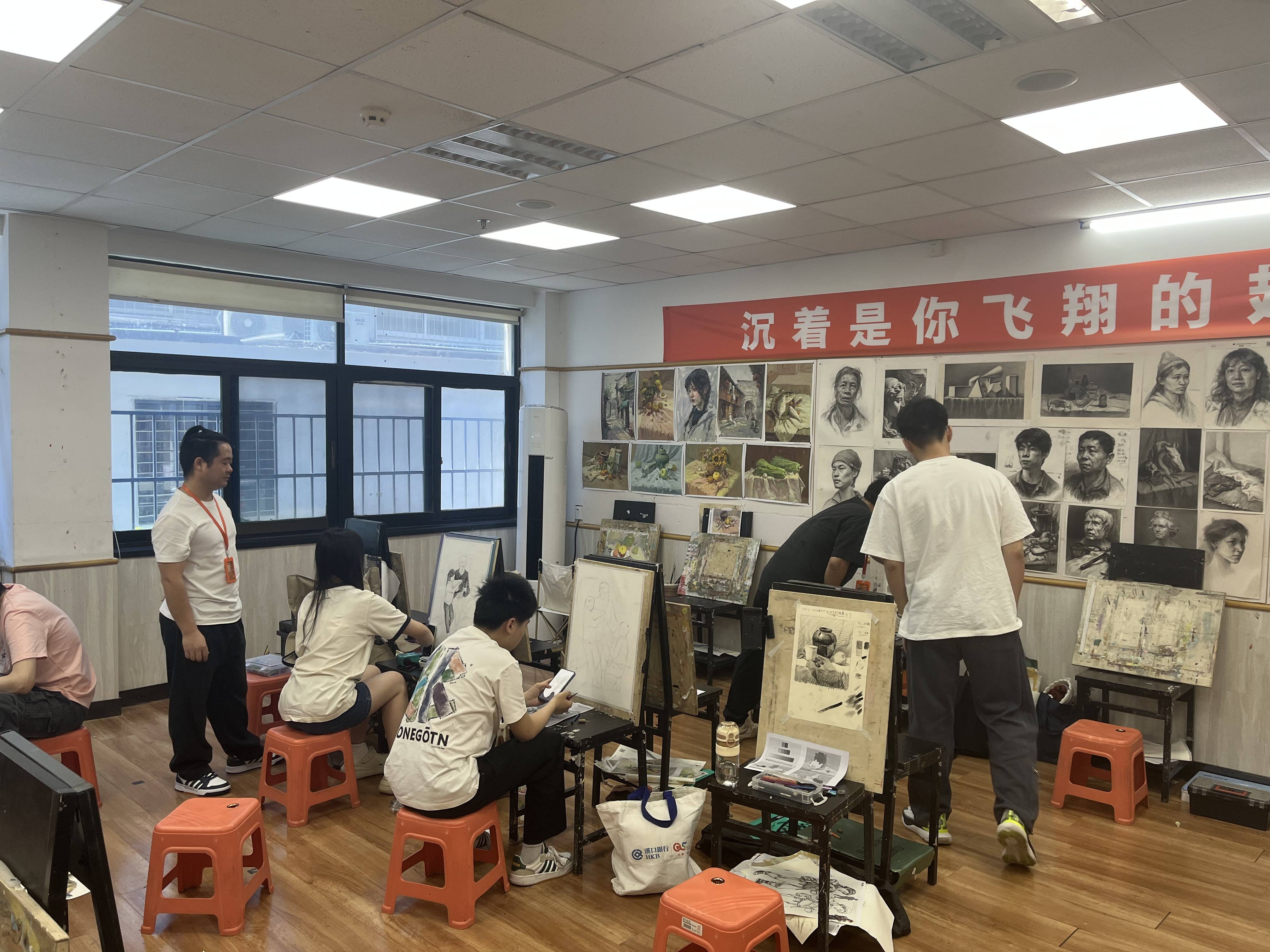 武汉画室石膏像摆放角度的科学依据:武汉209画室教学解析