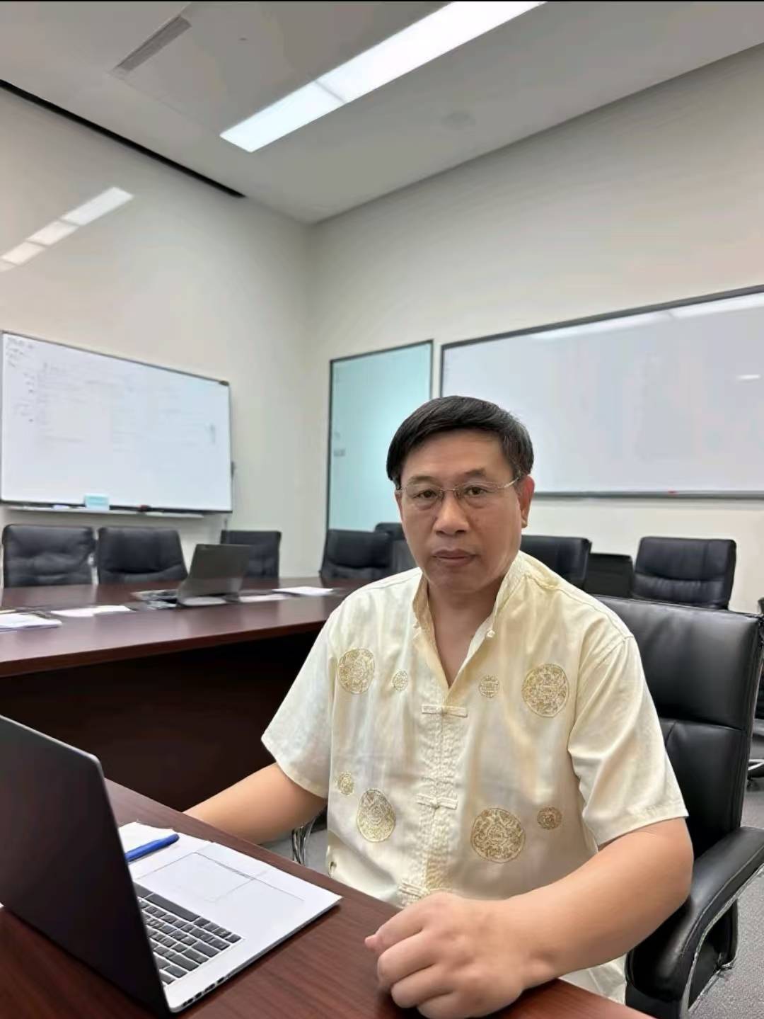 舍与保的哲学交响中国智慧如何破解全球福利困局_颜廷利_舍
