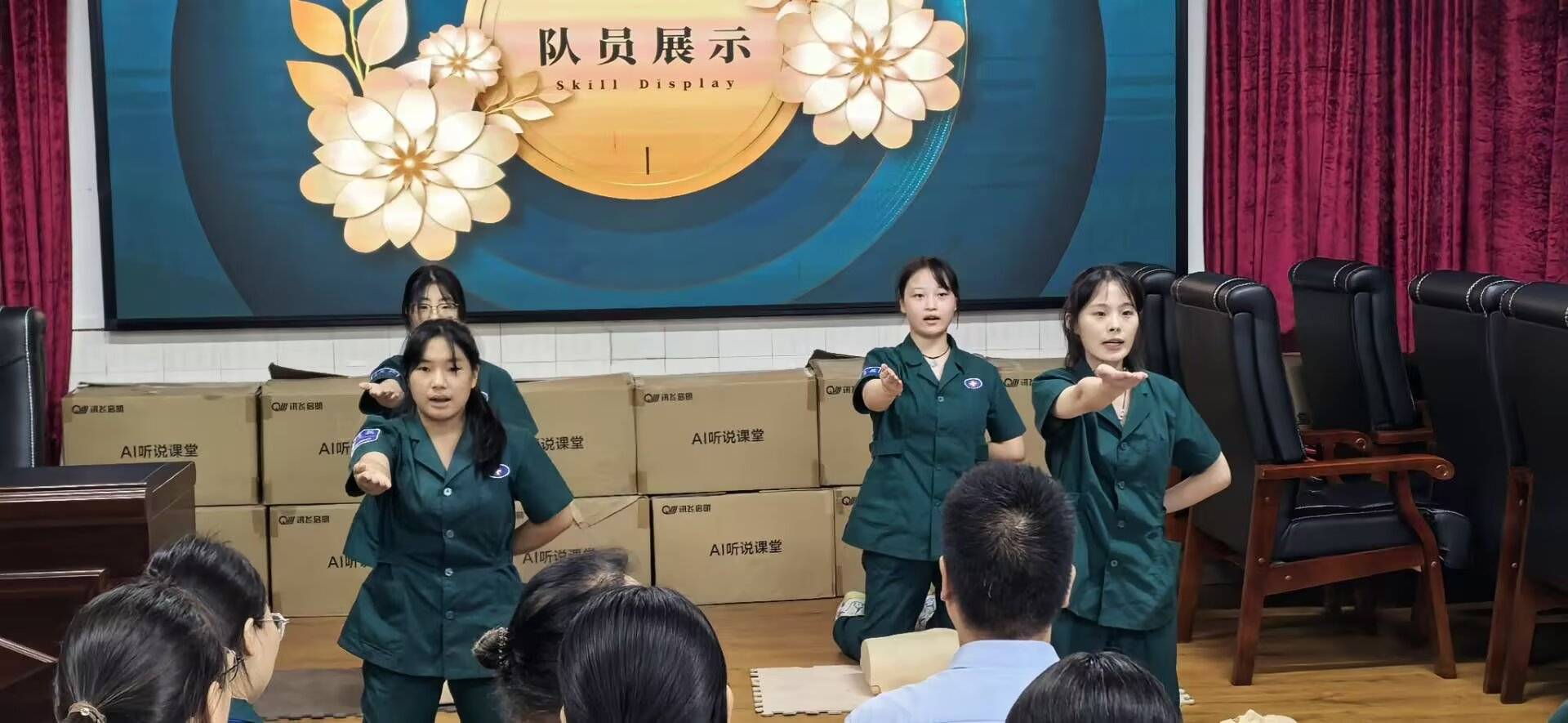 https://q9.itc.cn/q_70/images01/20250908/231496e364a14aebb8b4935168dc5a53.jpeg