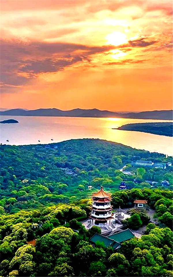 太湖治理结硕果!跨市两条“太湖揽胜”新航线启航(图4) 太湖治理结硕果!跨市两条“太湖揽胜”新航线启航(图4)