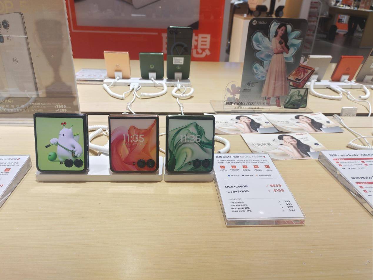 不上不下的中端手机,正陷入“进退两难” 不上不下的中端手机,正陷入“进退两难”