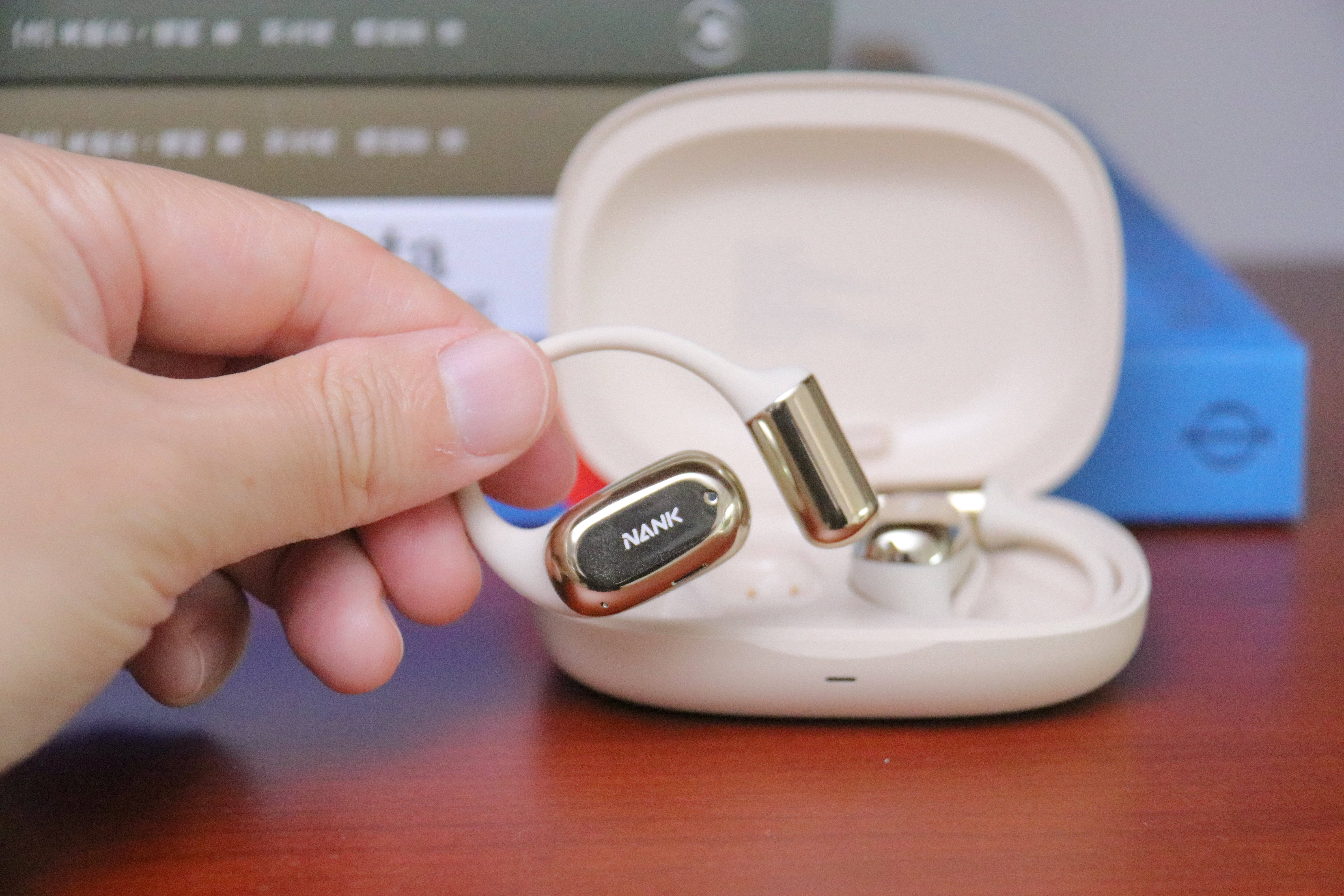 南卡OE MIX2开放式耳机:极致佩戴体验,还有AI加持