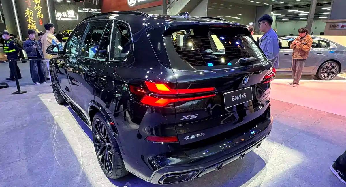 2026款宝马X5亮相025广州车展:_售价59.8万元起