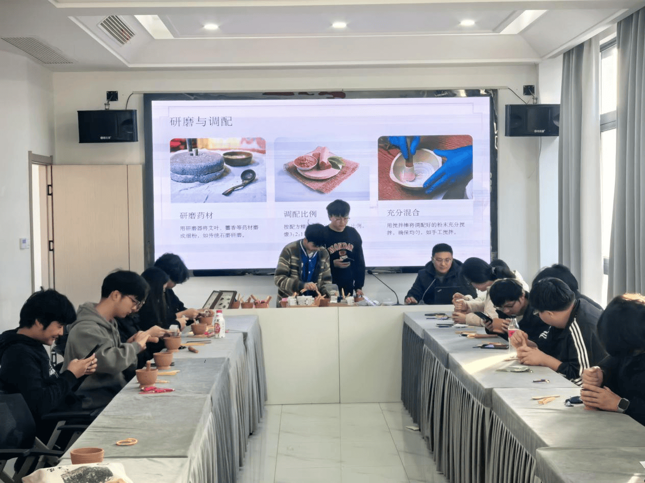 淮海街道健康路社区：礼遇人才 非遗&ldquo;香&rdquo;伴