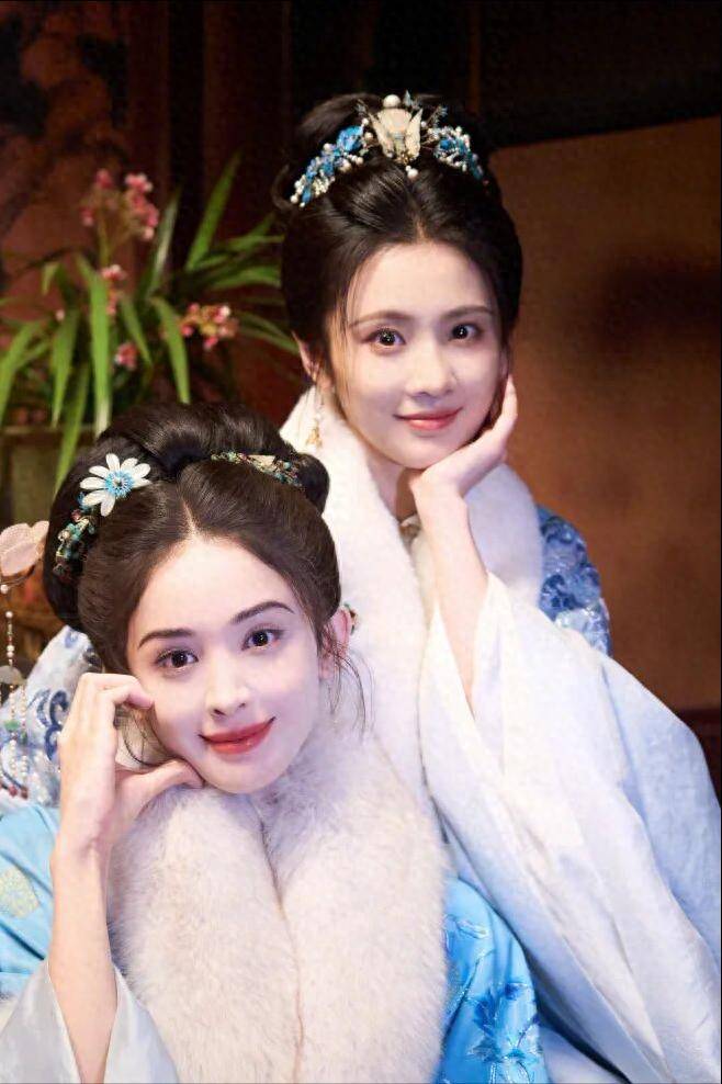 众星告别《玉茗茶骨》，侯明昊发文迎来暖春，曹骏发表情包笑喷