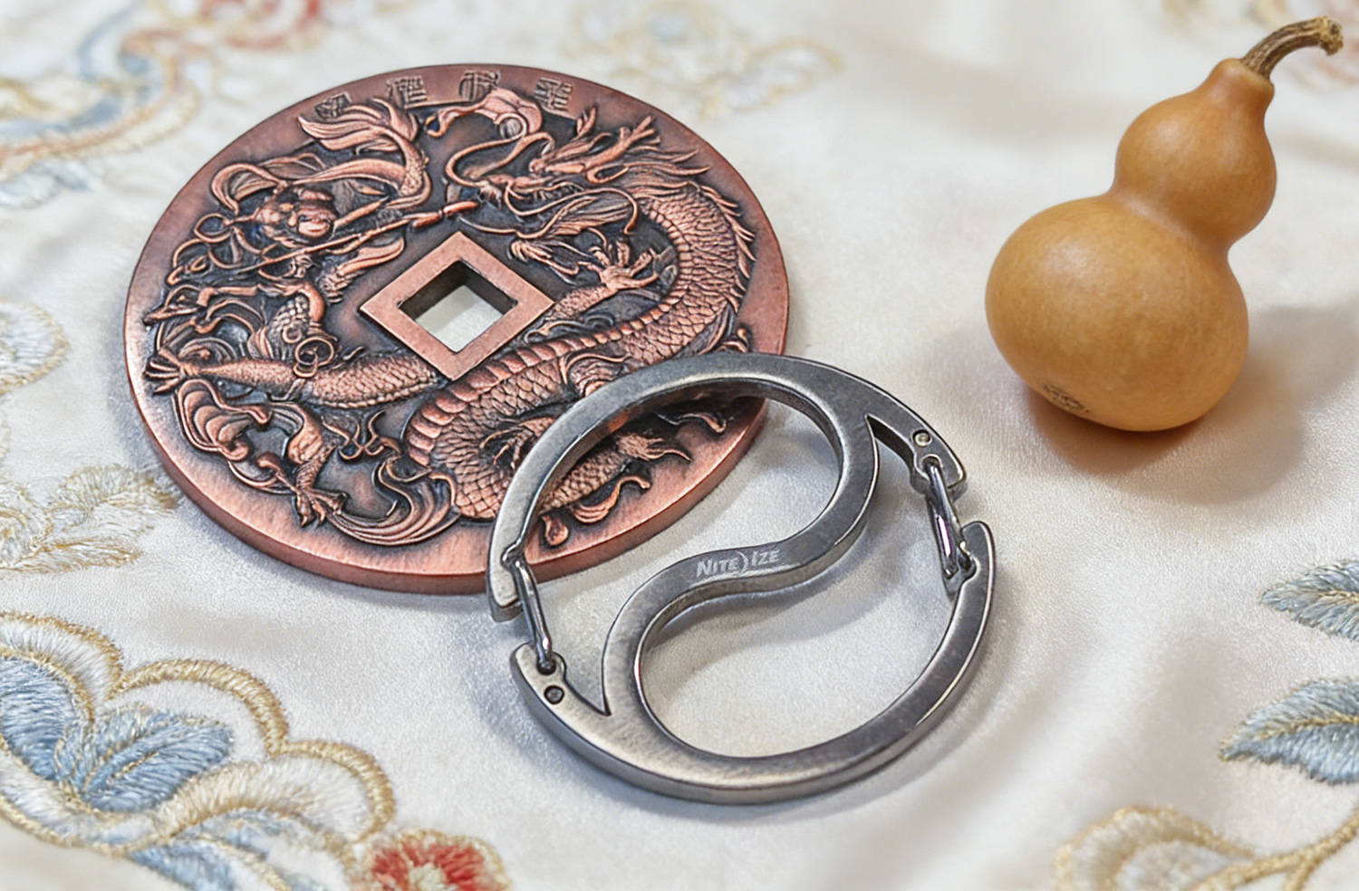 方寸藏太极、一扣悟大道：奈爱 NITEIZE太极钥匙扣