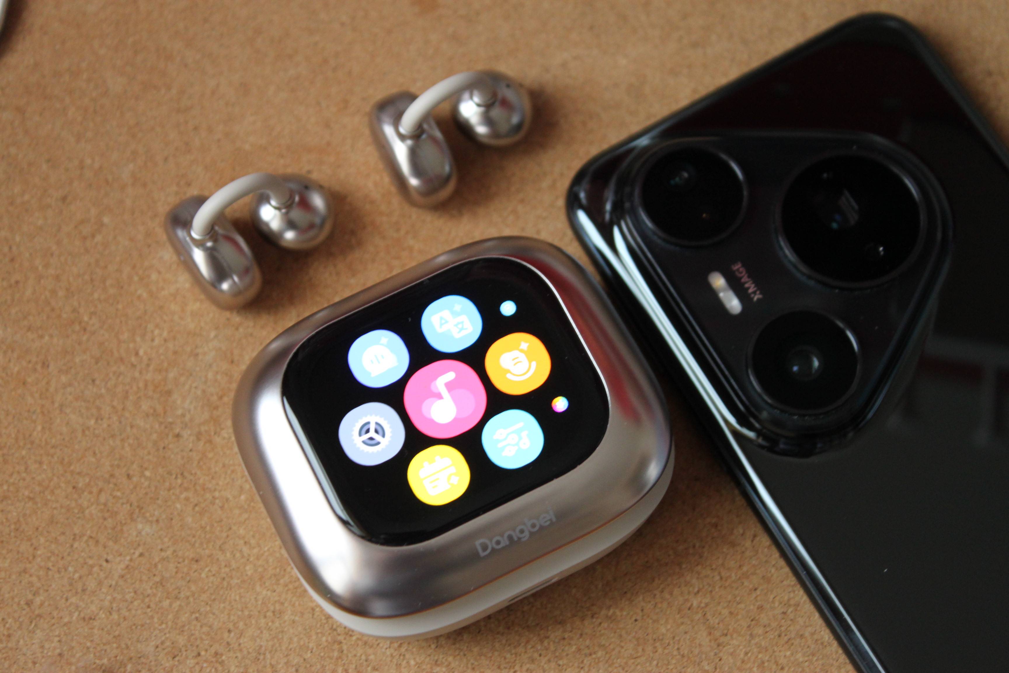 马上好礼，当贝Air1耳夹式耳机，快马扬鞭而来