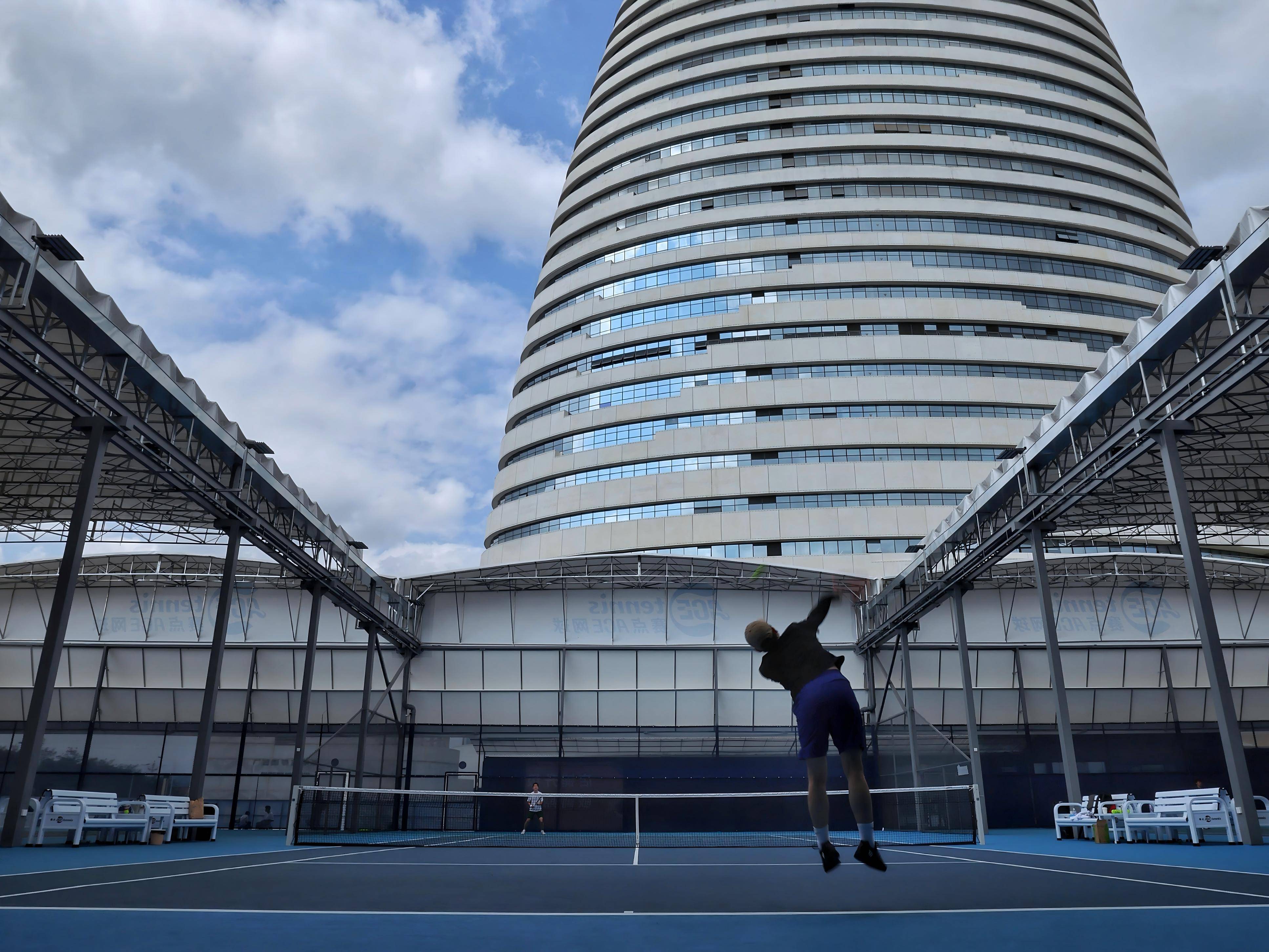 南宁媒体中心赛点网球俱乐部