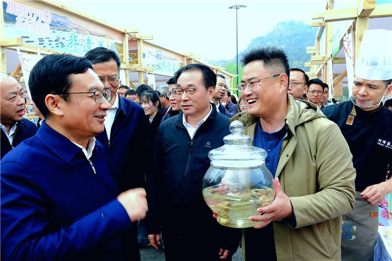 第十七届江苏省乡村旅游节在无锡阳山启动(图6) 第十七届江苏省乡村旅游节在无锡阳山启动(图6)