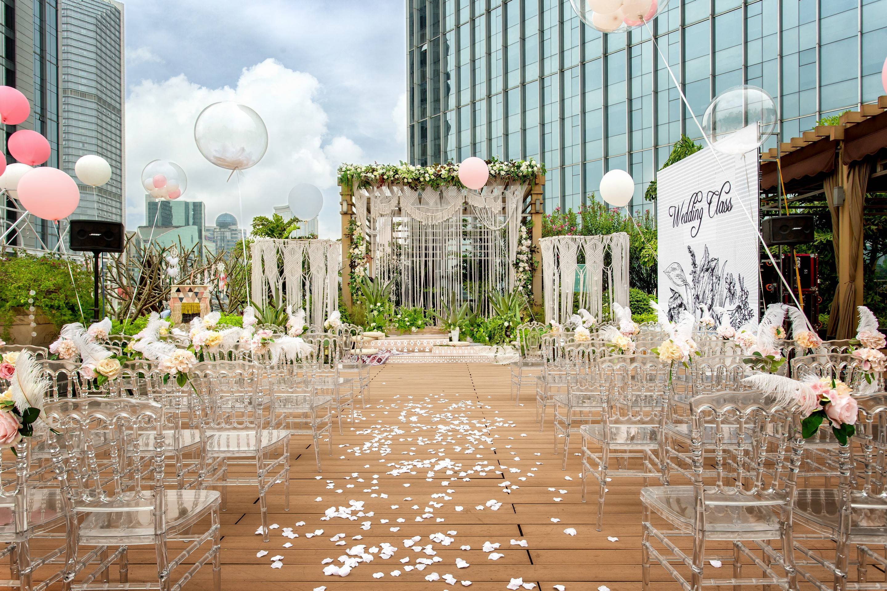 广州粤海喜来登酒店 - 泳池畔婚礼仪式.jpg