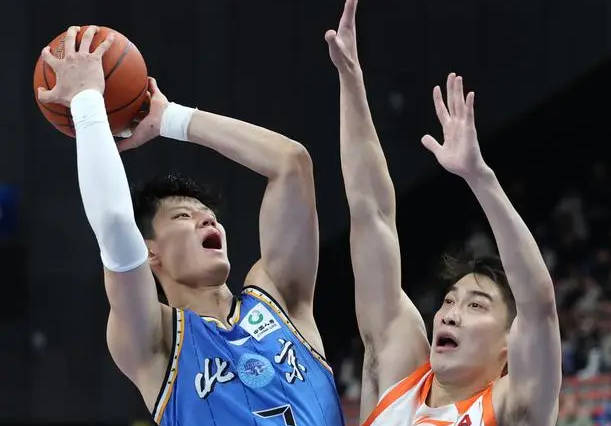 伤缺两个月后曾凡博今晚复出 北京强援首秀值得期待