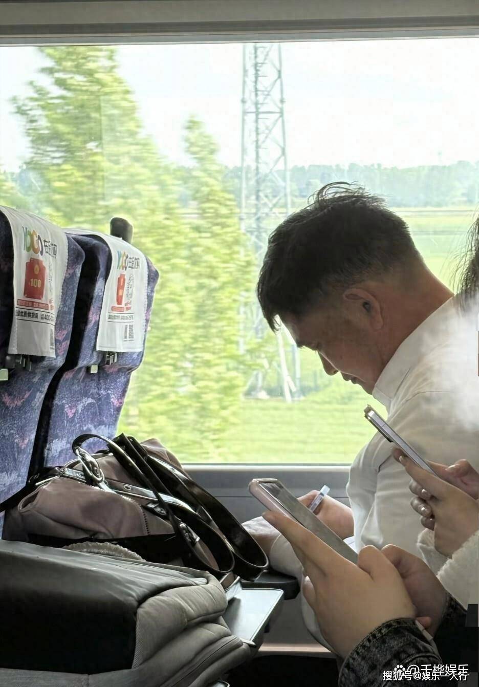 sohu-白纸签名藏风险：大衣哥事件引热议6868娱乐城，这些阅历需警惕-1778122774951-7294b6.jpg