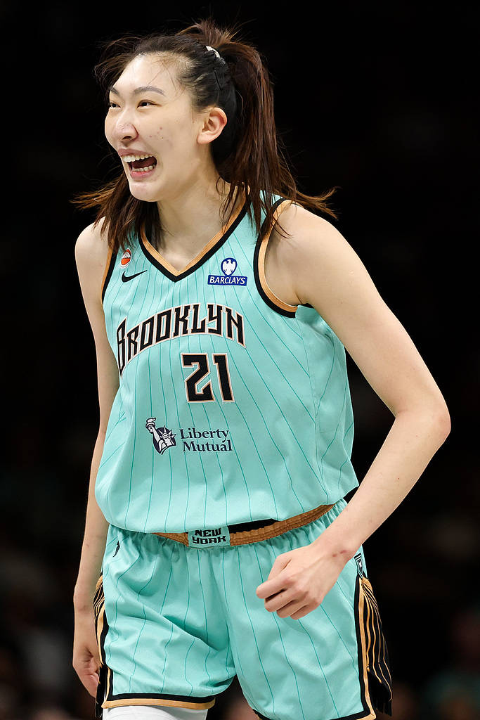 韩旭WNBA爆砍19+5+1+2帽 得分全场最高+个人赛季新高