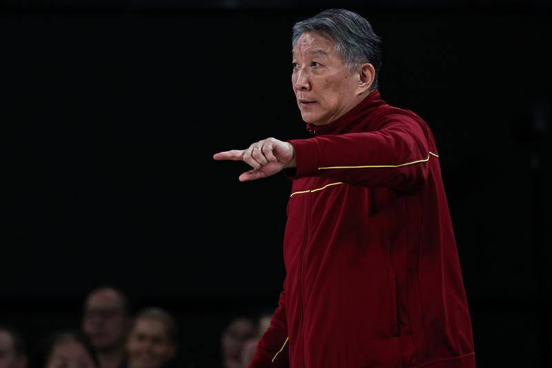 “万次投篮”成为笑话！中国女篮三分球命中率竟是0