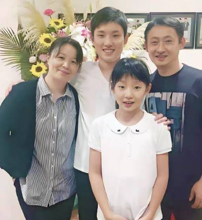 张本智和父亲求饶：请不要再骂我们一家了，我们也曾经是中国人