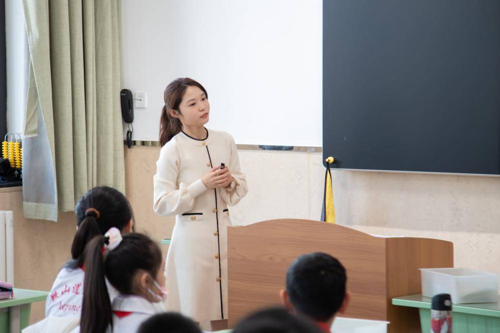 聚焦科学素养 共研探究课堂——邵娜娜老师,孙杰老师在和平区科学学科