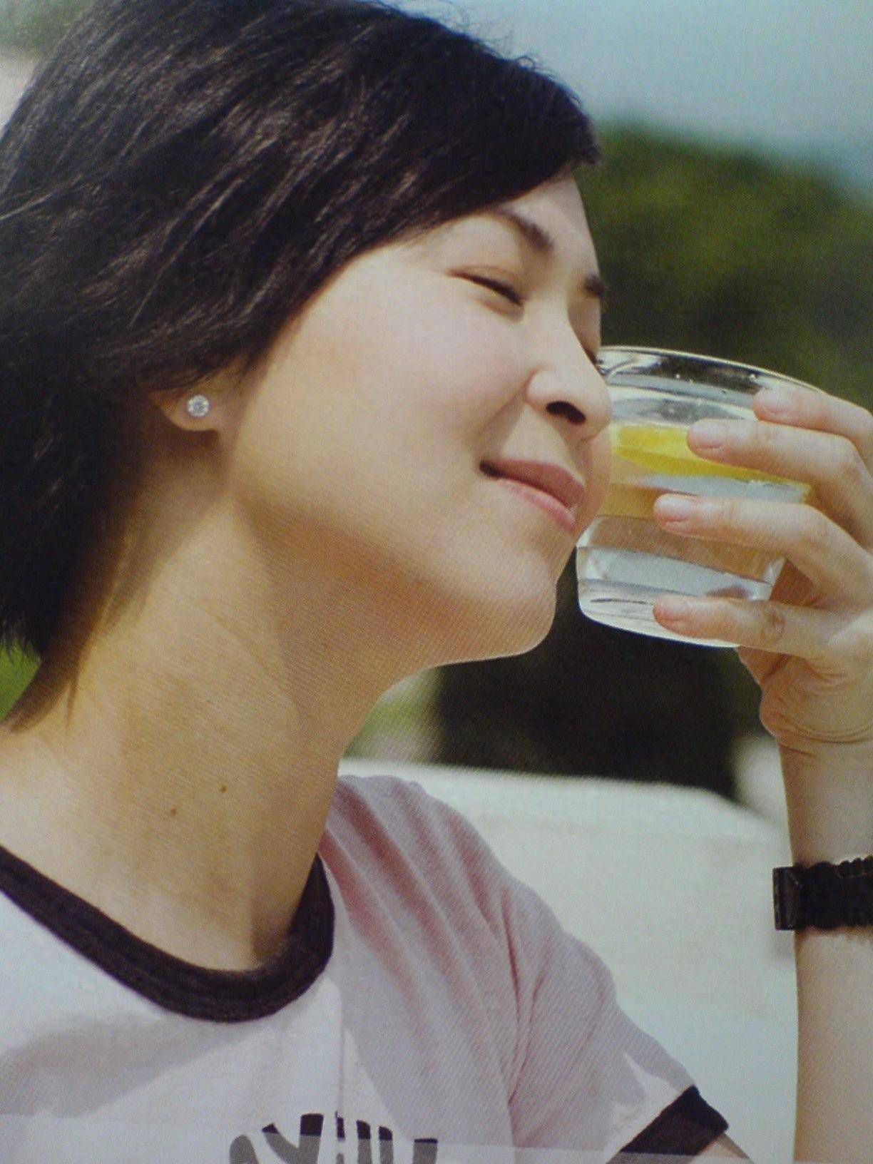 最美公孙绿萼:主动放弃走红,与男友恋爱24年才结婚,如今怎样了_苏玉华