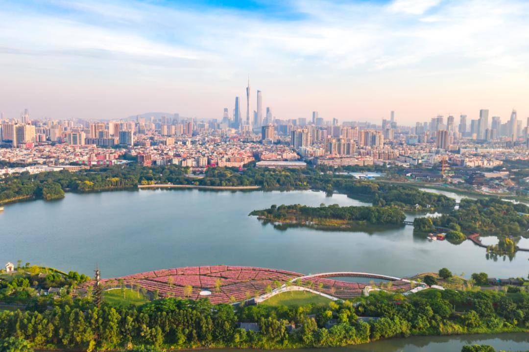 森林城市建设的指导意见》和《全国森林城市发展规划(2018—2025年)》