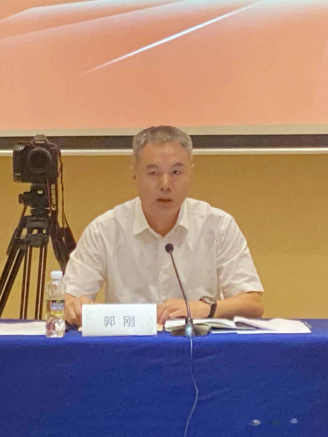 郭刚对企业家代表们积极建言献策表示感谢,强调将认真梳理相关意见