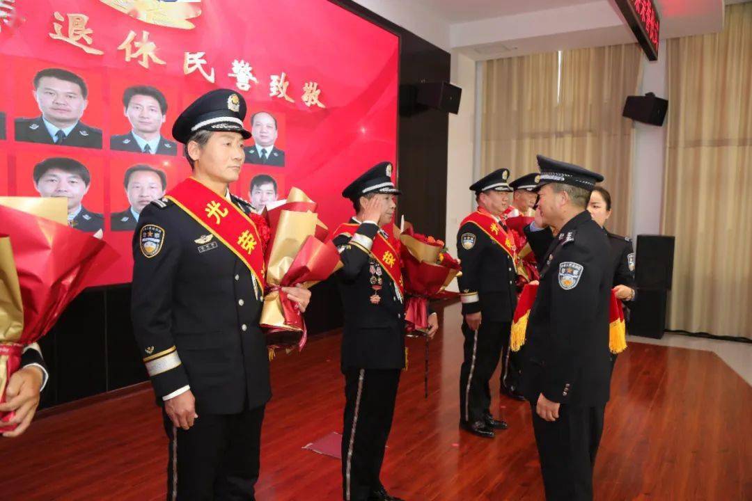 警察節】從警無悔踐行誓言 賡續榮光揚帆起航 合陽公安舉行人民警察