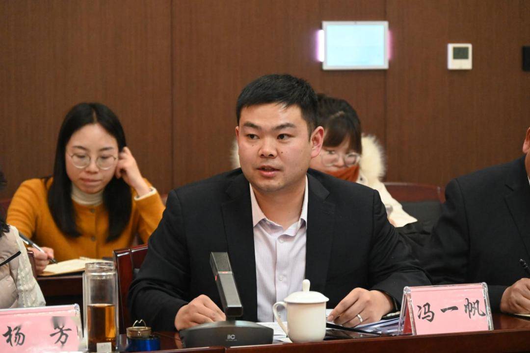 冯一帆代表说:州政府工作报告总结到位,对2024年工作部署科学全面