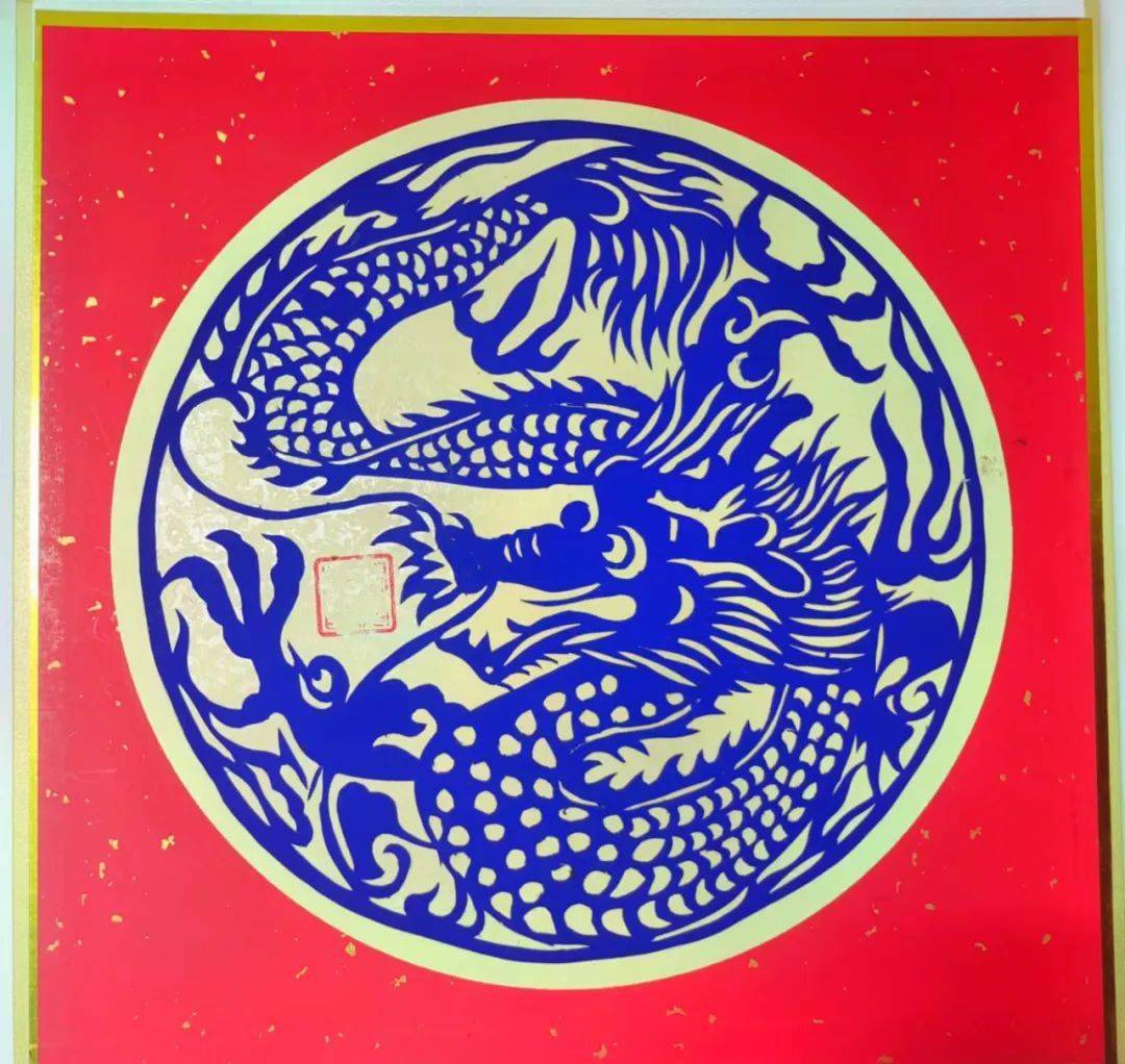 剪纸艺人谢爱萍剪出新春好图景_社火_作品_千阳县