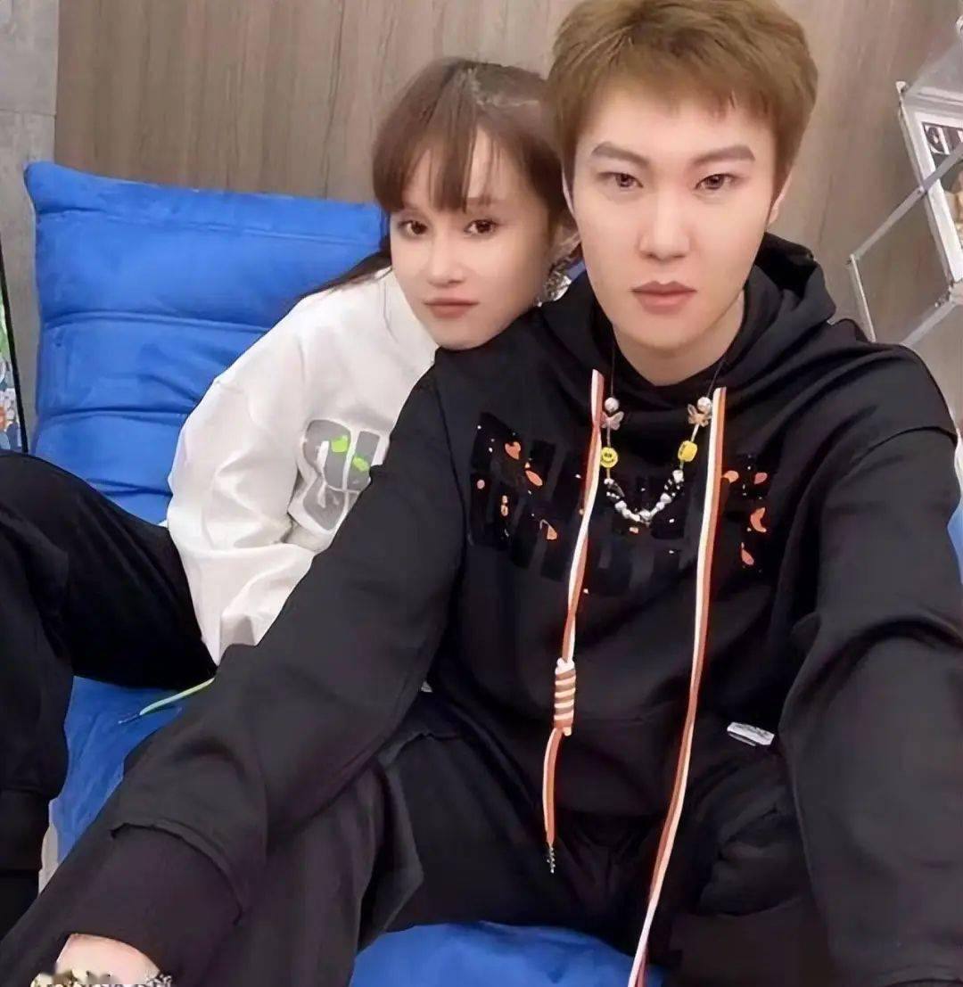 赵本山27岁女儿喜得贵子!