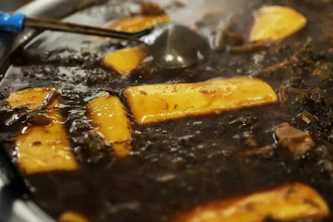 73大头菜烤年糕73观音饼普陀山海秀丽,人文深厚,珍藏着极具海岛