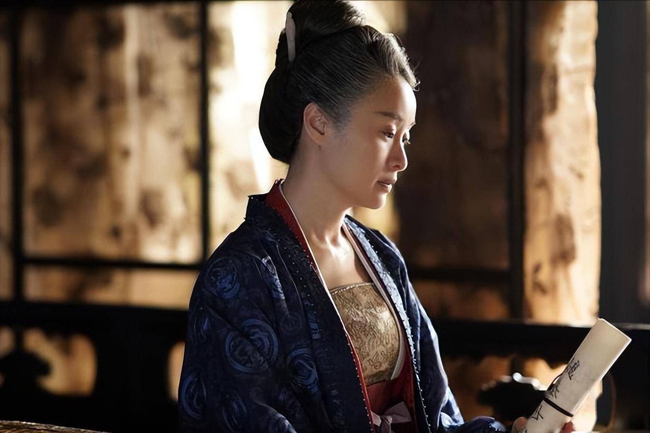 宋代四川首位状元苏易简38岁早逝,死因并非与皇后有染,而是酗酒_刘娥