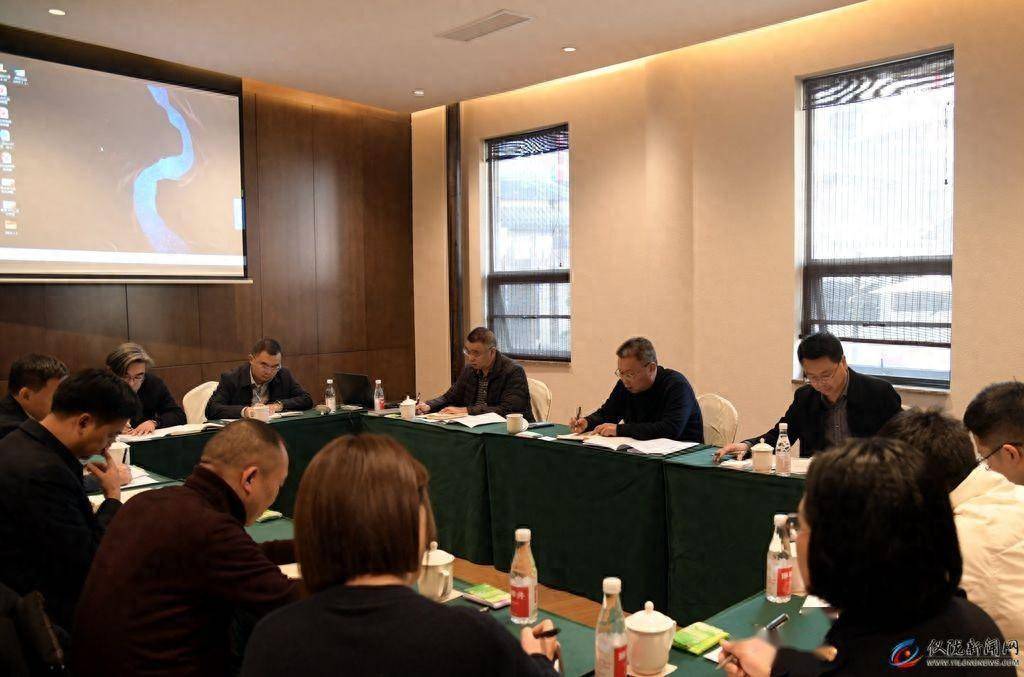 仪陇融媒(记者 唐枭/文 马永红/图)1月9日,县委书记郭宗海前往马鞍镇