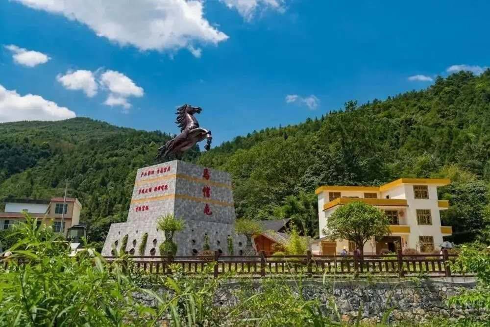 咸丰马倌屯村入选湖北旅游名村_休闲_忠堡镇_游客