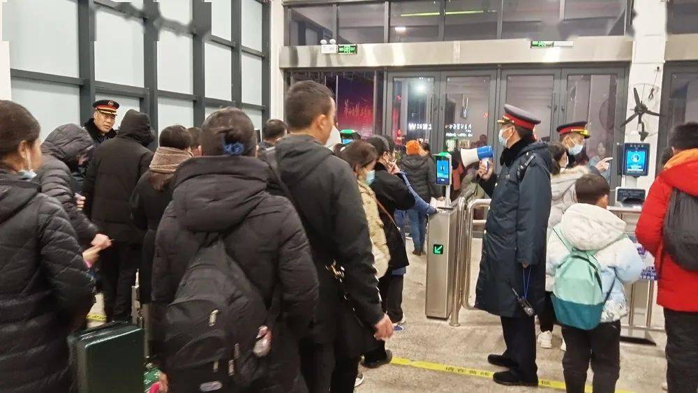 灵宝火车站1月10日调图!增4减3,调图后变更为23趟列车_候车_旅客_中国