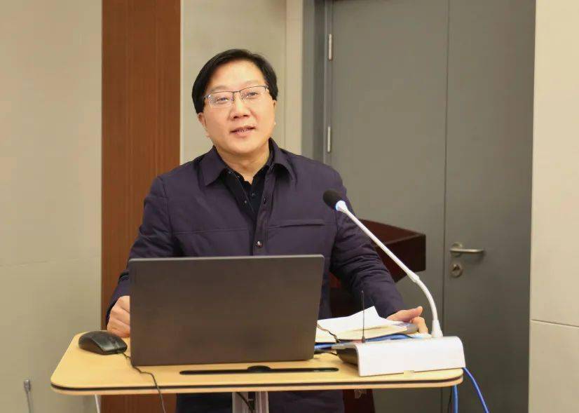 山东省中医院举办青年科技人才座谈会暨泰山学者青年专家项目阶段汇报