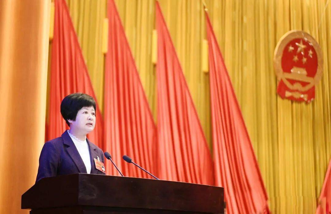 【一图读懂】三明市政府工作报告_李春_制图_会议