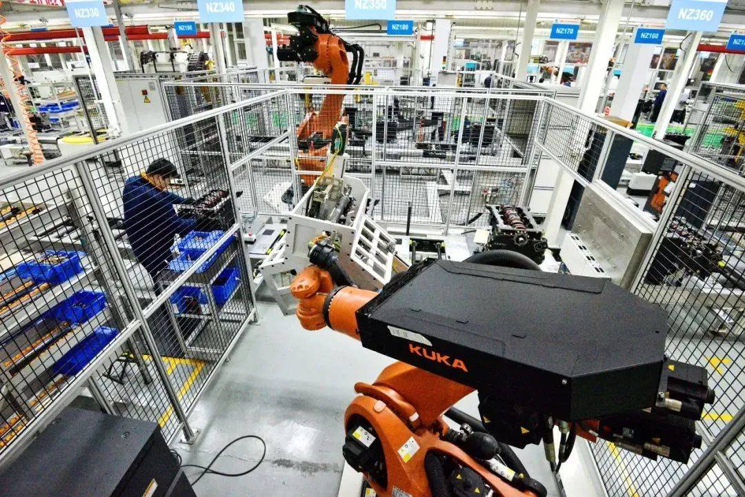 一拖(洛阳)柴油机有限公司智能制造新线建成投产运行_生产线_装备