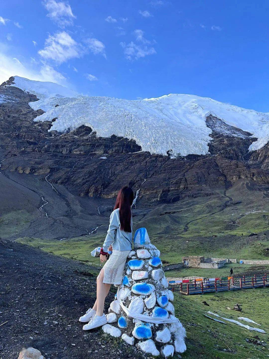 卡 若 拉 冰 川06大 昭 寺 广 场05八 角 街04扎 基 寺03药 王 山 观