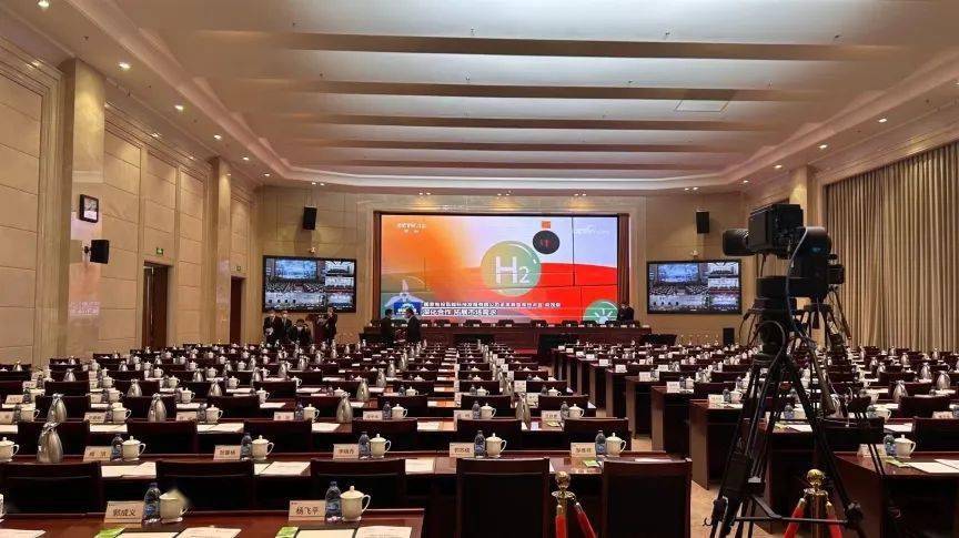 岁末欢聚,让一场"闪耀全场"的年终盛会来完美收官_hotel_会议_广州