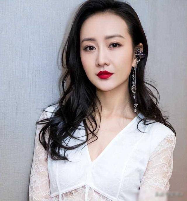 "绯闻女王"王鸥:年少缺爱,性格豪放却被指无边界感,现状如何_事业