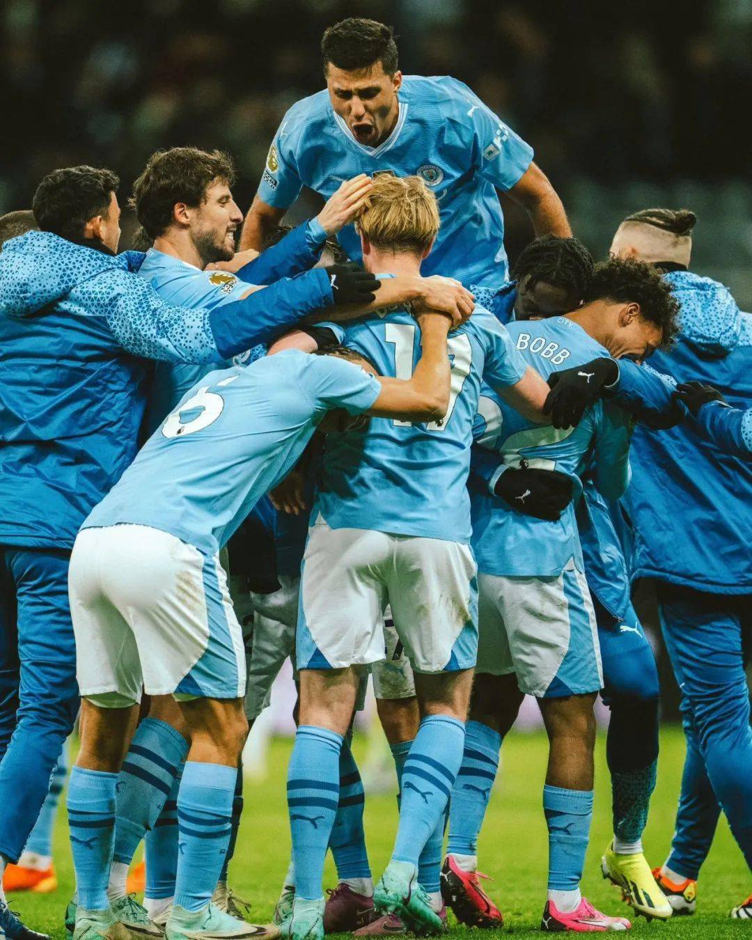 比赛_曼城_德布劳内