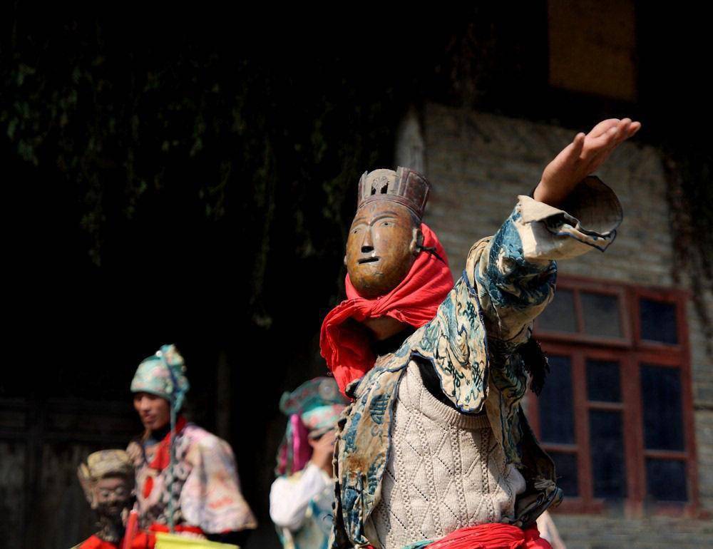 三星堆蚕丛纵目之谜破解,真知堂:蜀王确实是竖眼,专家错了_瞳孔_人类