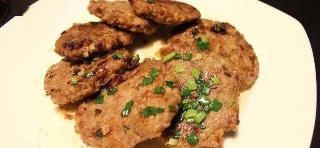 生姜30克,鸡蛋1只,花生油,食盐,白砂糖,生抽,生粉适量做法:1,慈菇削皮