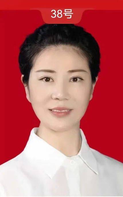 张秀荣,女,山西大太行文化传媒负责人,她成立晋城市高平"爱在身边"