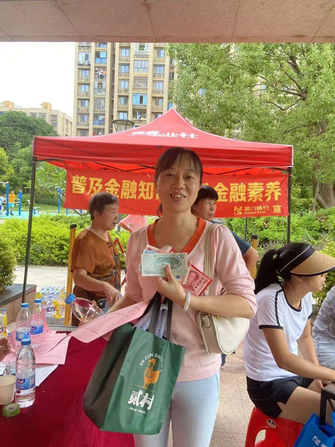 消息传来厦门一小区沸腾了