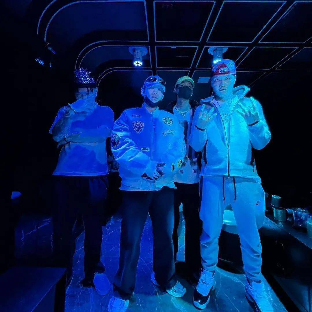 马思唯_演出_西蒙