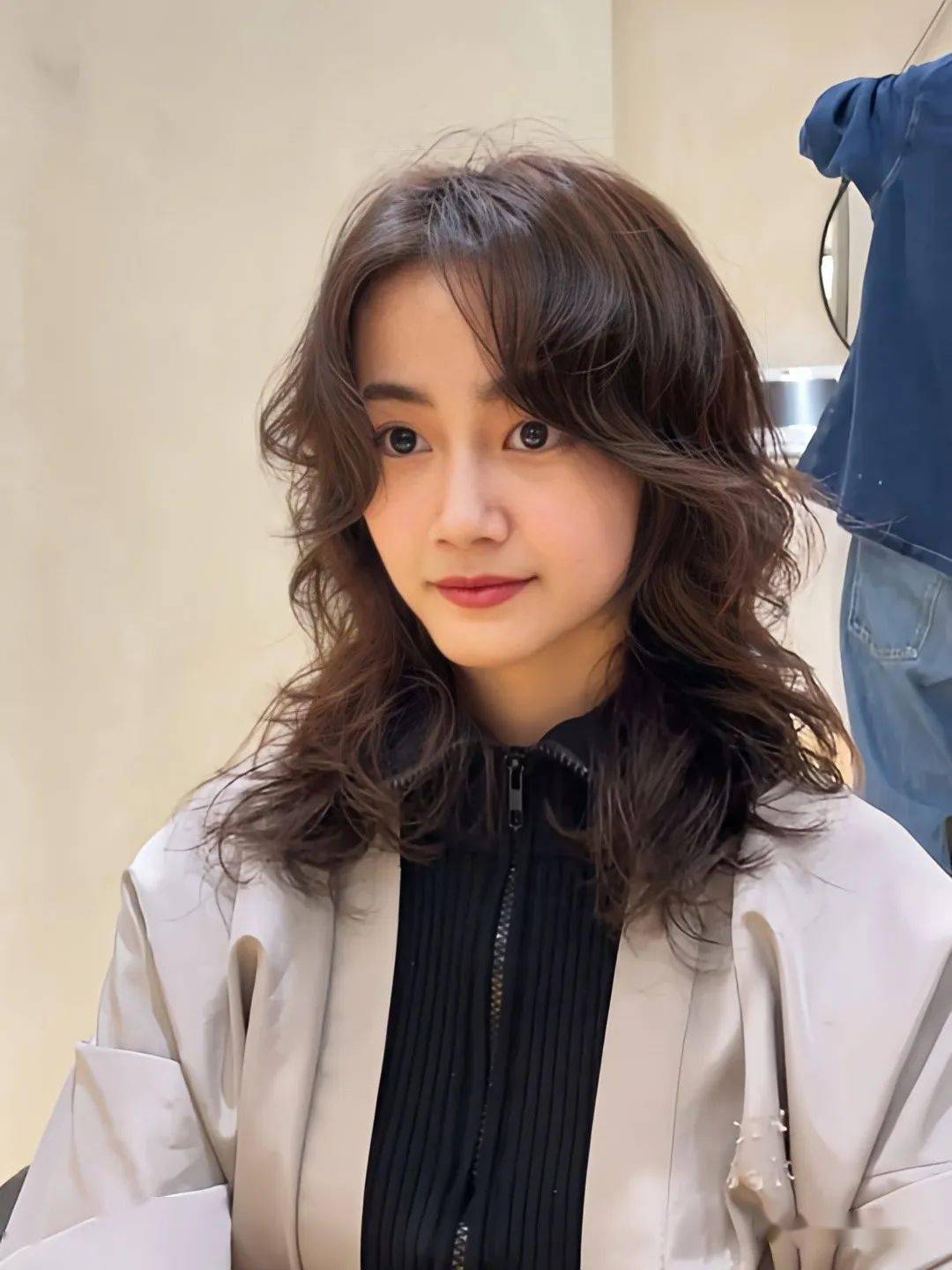 1月烫个头巨好看