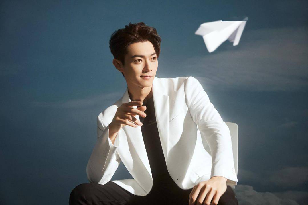 利郎less is more官宣品牌代言人许凯,探索青年商务的无限可能_男装