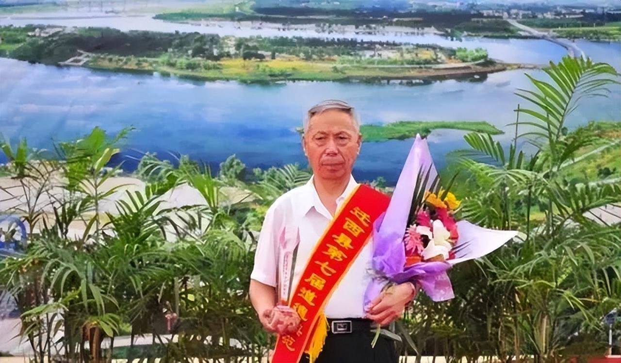 75岁老干部举报县委书记被逮捕,最高检回应_迁西县_马树山_贵富